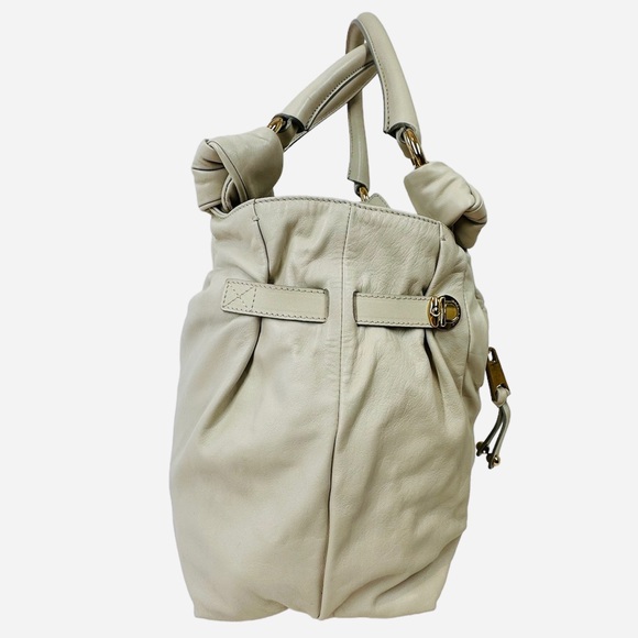 Marc Jacobs Cream Leather Mercer Hobo Tote Bag Knot Handles - Picture 4 of 9